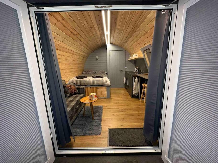 Ferienwohnung Bonny Wee Snug - Pod In Spean Bridge Exterior foto