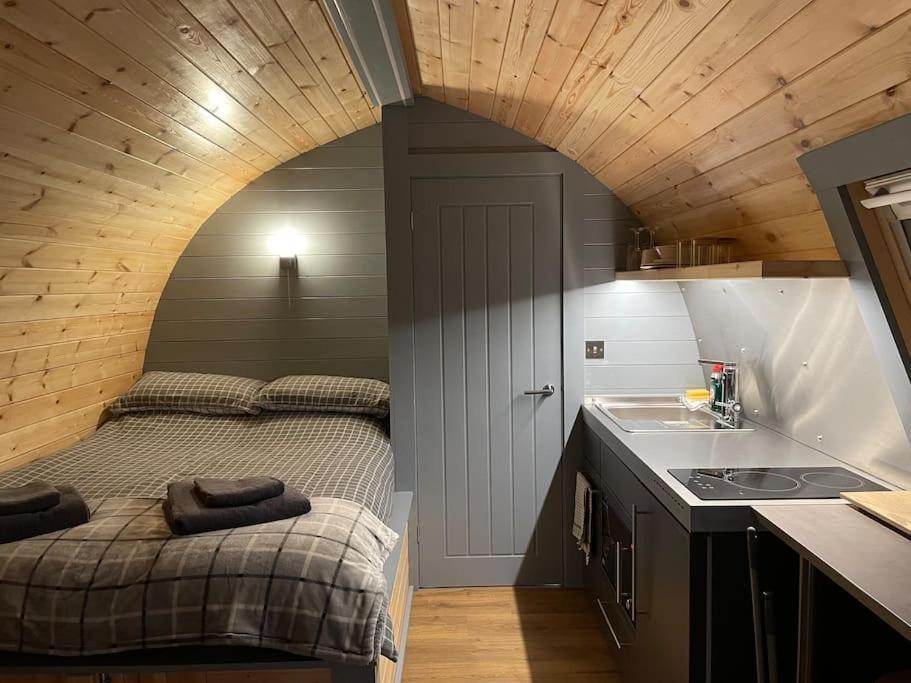 Ferienwohnung Bonny Wee Snug - Pod In Spean Bridge Exterior foto
